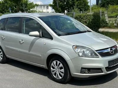 Gebraucht Opel Zafira Catch Me 140 PS (102 kW) 2007 Grau Van / Kleinbus
