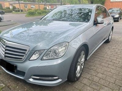 Mercedes E220