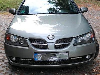 Nissan Almera