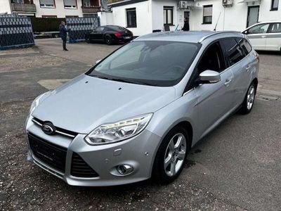 gebraucht Ford Focus Titanium Navi Xenon Klimaautom Euro-5