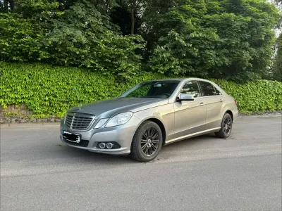 Gebraucht Mercedes E300 231 PS (169 kW) 2010 Limousine