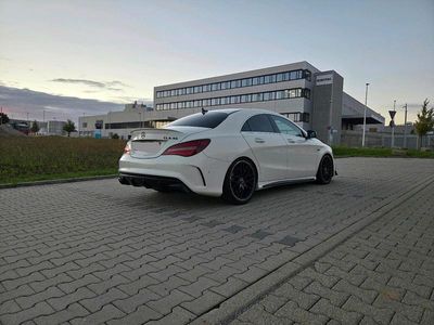 Mercedes CLA45 AMG