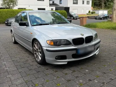 Gebraucht BMW 320 170 PS (125 kW) 2002 Silber Limousine