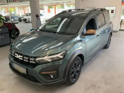 Gebraucht Dacia Jogger Extreme 101 PS (74 kW) 2023 Grün Van / Kleinbus