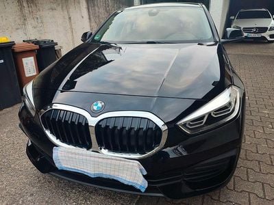 Gebraucht BMW 118 Advantage 136 PS (100 kW) 2022 Schwarz Kleinwagen