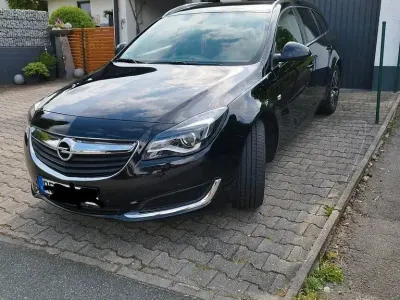 Gebraucht Opel Insignia Sport 140 PS (102 kW) 2017 Schwarz Kombi