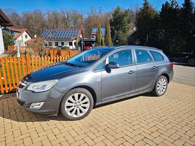 Gebraucht Opel Astra Sport 116 PS (85 kW) 2010 Grau Kombi