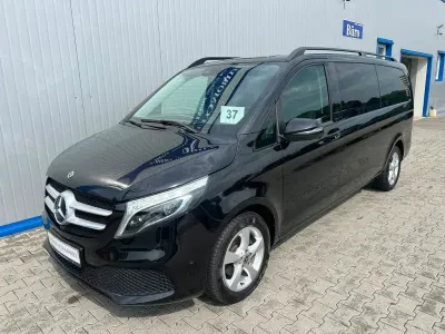 Gebraucht Mercedes V220 163 PS (119 kW) 2022 Schwarz Van / Kleinbus