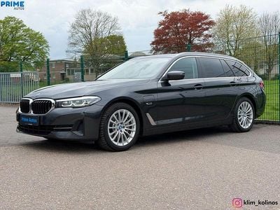 Second-hand BMW 530e Sport Line 292 CP (214 kW) 2022 Gri Break