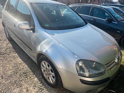 Gebraucht VW Golf V 150 PS (110 kW) 2004 Silber Kleinwagen