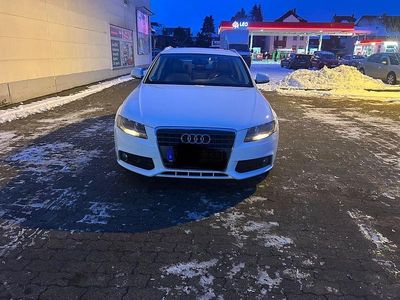 Weiß Gebraucht 2008 Audi A4 Sport Kombi | 5.950 € (Etwas zu teuer)