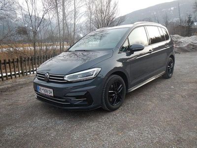 Usata VW Touran R-line 150 CV (110 kW) 2021 Grigio Monovolume