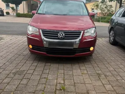 Gebraucht VW Touran 170 PS (125 kW) 2009 Rot Van / Kleinbus