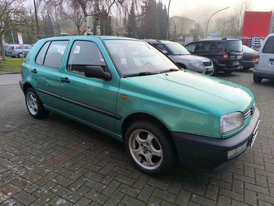 Grün Gebraucht 1994 VW Golf III Limousine | 6.490 €