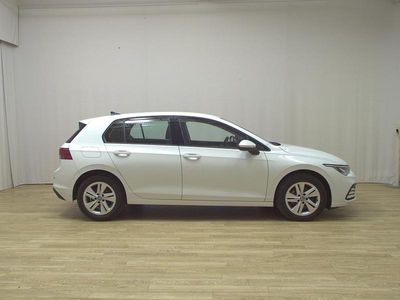 Usata VW Golf VIII Life 150 CV (110 kW) 2023 Bianco Berlina