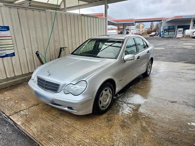Second-hand Mercedes C180 144 CP (105 kW) 2003 Gri Berlinǎ