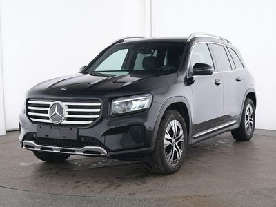 Gebraucht Mercedes GLB200 Advanced 163 PS (119 kW) 2024 Metalliclack kosmosschwarz SUV