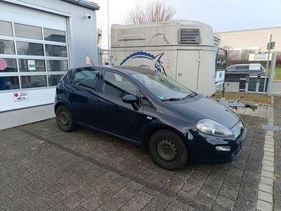 Gebraucht Fiat Punto Evo 84 PS (61 kW) 2015 Blau Kleinwagen