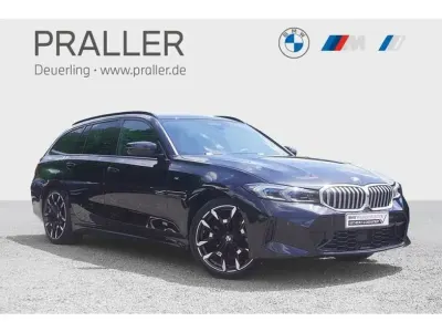 Gebraucht BMW 320 M Sport 184 PS (135 kW) 2025 Saphirschwarz Kombi