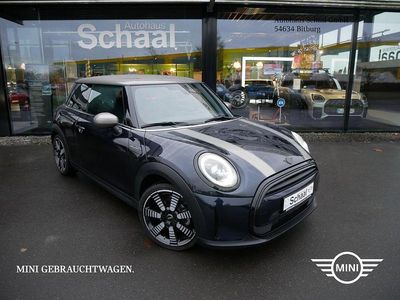 Blau Gebraucht 2022 Mini Cooper Hatch Kleinwagen | 24.890 € (Etwas zu teuer)