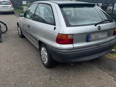 Gebraucht Opel Astra 1992 Silber Kleinwagen