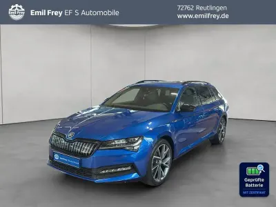 Gebraucht Skoda Superb LAURIN & KLEMENT 156 PS (114 kW) 2023 Blau Kombi