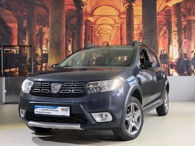 Gebraucht Dacia Sandero Celebration 90 PS (66 kW) 2021 Grau SUV