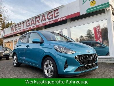 Gebraucht Hyundai i10 Edition 30 67 PS (49 kW) 2022 Blau Kleinwagen