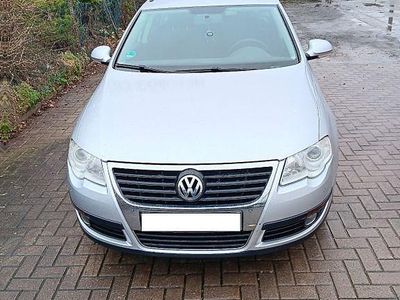 Gebraucht VW Passat Comfortline 140 PS (102 kW) 2009 Silber Limousine