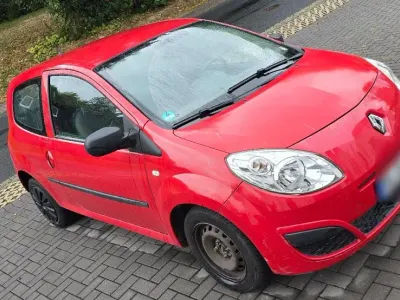 Gebraucht Renault Twingo 58 PS (42 kW) 2010 Rot Kleinwagen