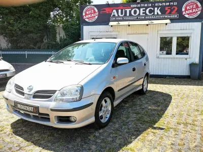 Gebraucht Nissan Almera Tino Basis 114 PS (83 kW) 2006 Silber Van / Kleinbus