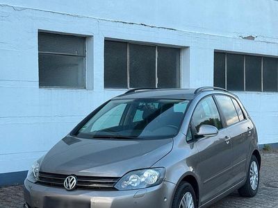 Gebraucht VW Golf VI 122 PS (89 kW) 2010 Kleinwagen