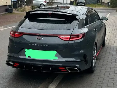 Gebraucht Kia ProCeed GT 204 PS (150 kW) 2020 Grau Kombi