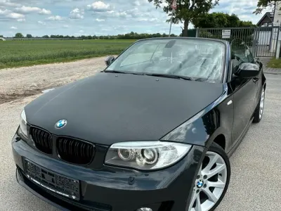 Gebraucht BMW 118 Cabriolet 143 PS (105 kW) 2011 Schwarz Cabrio