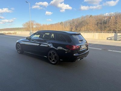 Gebraucht Mercedes C220 AMG 194 PS (142 kW) 2019 Schwarz Kombi