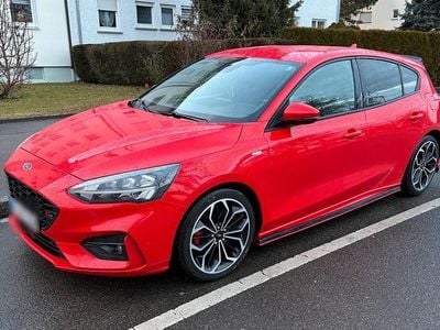 Second-hand Ford Focus ST-Line 150 CP (110 kW) 2020 Roșu Berlinǎ