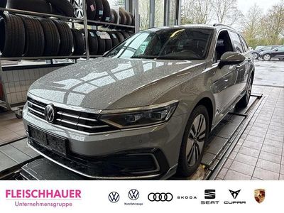 Gebraucht VW Passat GTE 156 PS (114 kW) 2022 Grau Kombi