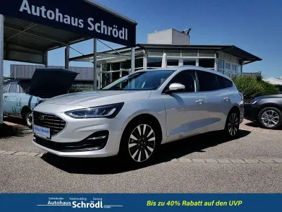 Gebraucht Ford Focus Titanium X 125 PS (91 kW) 2024 Moondust silber metallic/silber Kombi