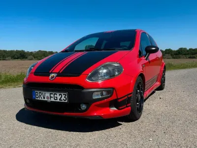 Gebraucht Abarth Punto 179 PS (131 kW) 2013 Rot Kleinwagen