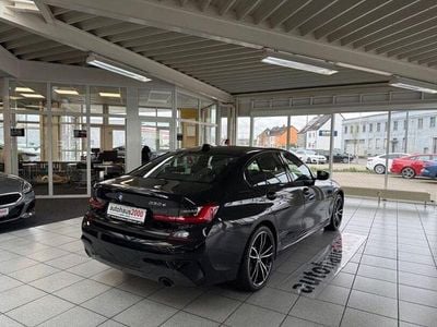 Second-hand BMW 330e M Sport 252 CP (185 kW) 2019 Negru Berlinǎ
