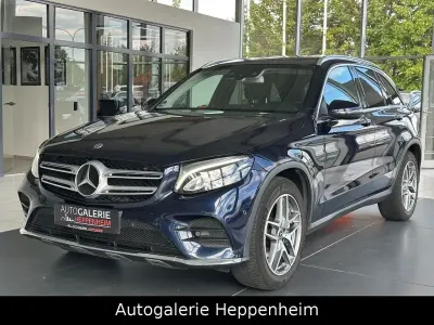Gebraucht Mercedes GLC250 AMG 211 PS (155 kW) 2018 Blau SUV