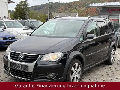 Gebraucht VW Touran Cross 140 PS (102 kW) 2008 Schwarz Van / Kleinbus
