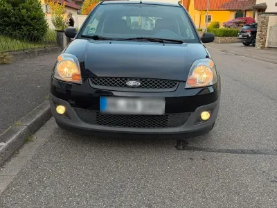 Gebraucht Ford Fiesta 86 PS (63 kW) 2005 Schwarz Kleinwagen