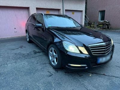 Gebraucht Mercedes E350 Avantgarde 265 PS (194 kW) 2012 Schwarz Kombi