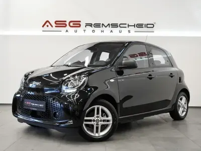 Gebraucht Smart ForFour Electric Drive 60 kW (82 PS) 2021 Schwarz Limousine