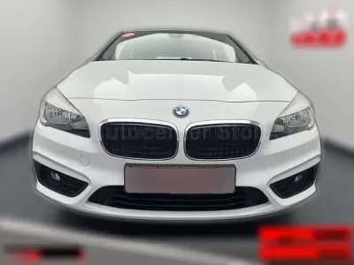 Usata BMW 218 Advantage 136 CV (100 kW) 2016 Bianco
