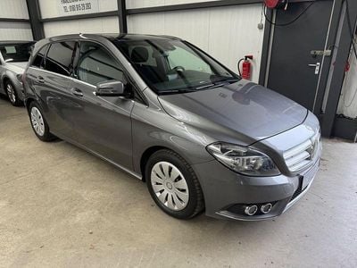 Mercedes B220
