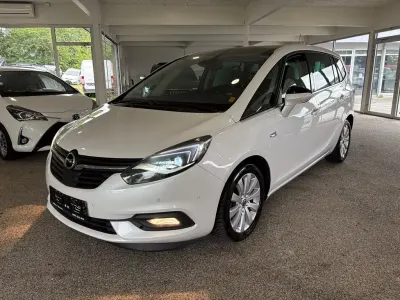 Gebraucht Opel Zafira 170 PS (125 kW) 2018 Weiß Van / Kleinbus