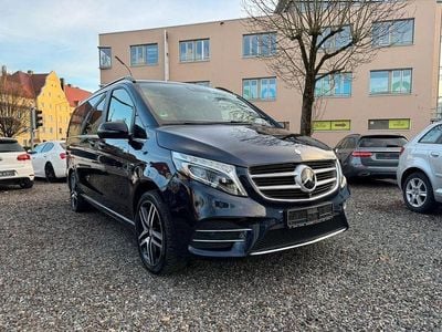 Gebraucht Mercedes V250 Avantgarde 190 PS (139 kW) 2017 Blau Van / Kleinbus