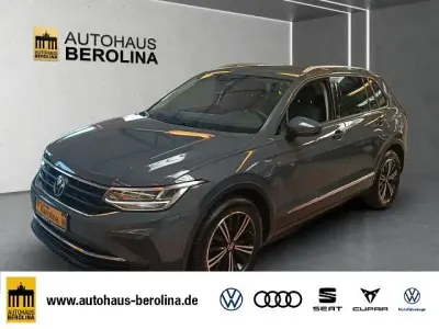 Gebraucht VW Tiguan Active 150 PS (110 kW) 2023 Grau SUV